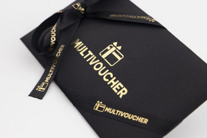 Wie funktioniert die universelle Multivoucher-Geschenkkarte?